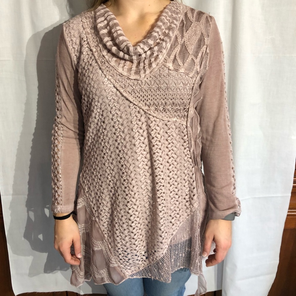 ⬇️⬇️ PRICE DROP ⬇️⬇️ Dusty Mauve Textured Blouse